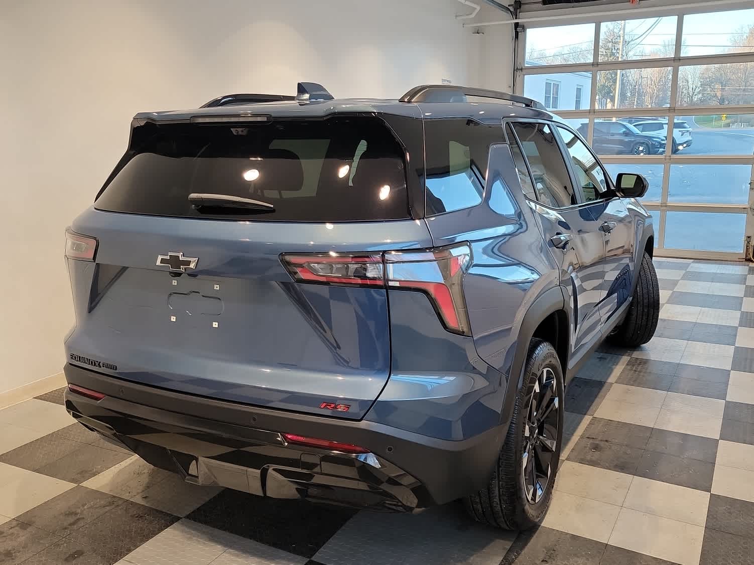 2025 Chevrolet Equinox RS photo 3