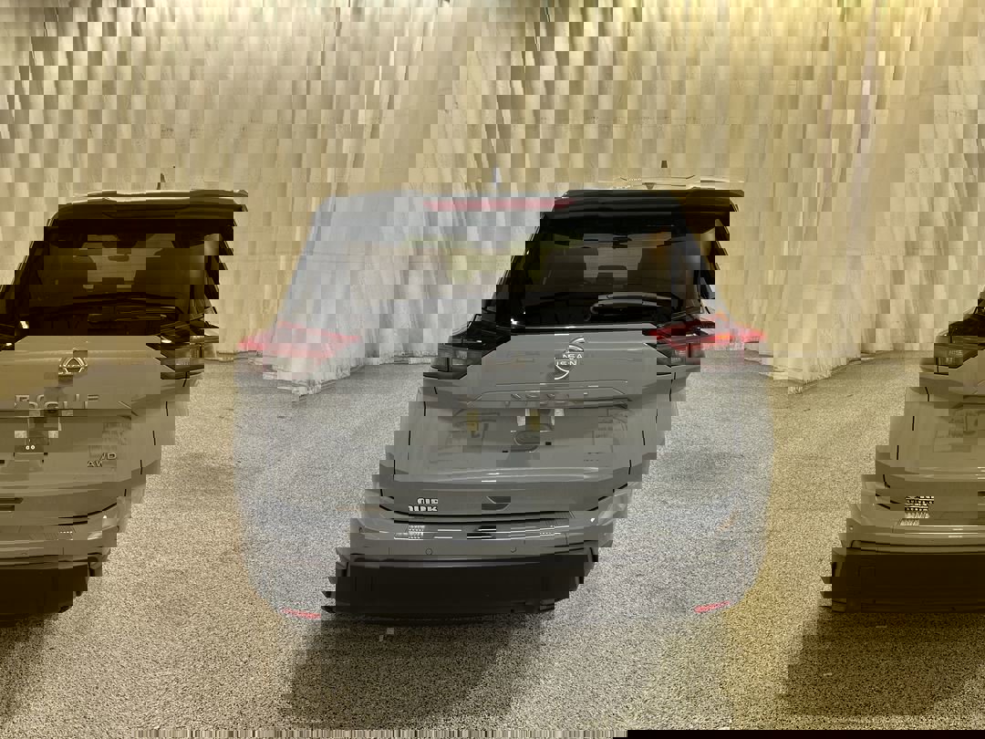 2026 Nissan Rogue SV photo 3