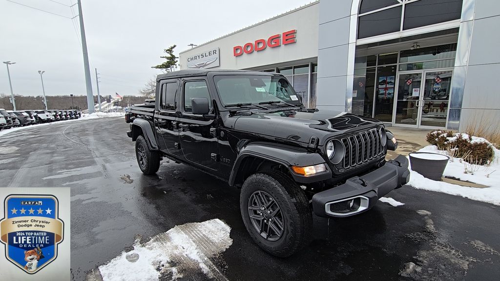 2026 Jeep Gladiator Sport S's photo