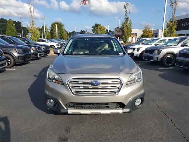 2017 Subaru Outback 2.5i photo 2