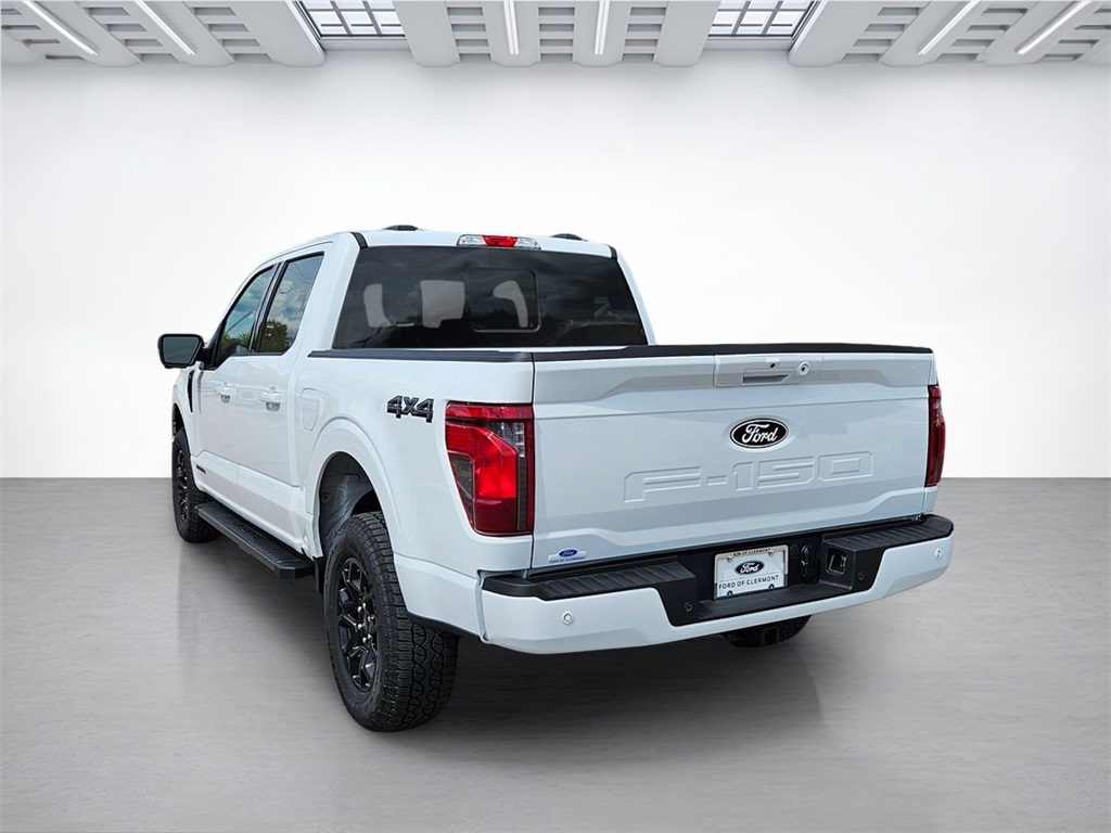 2025 Ford F-150 XLT photo 4