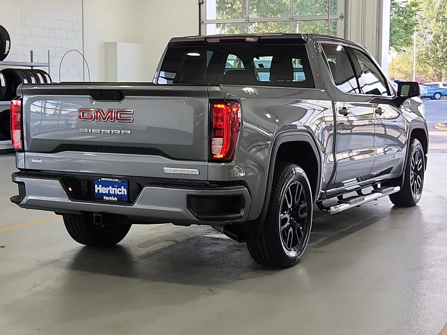 2021 Gmc Sierra 1500 Elevation photo 3