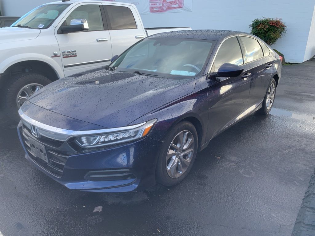 2019 Honda Accord LX's photo