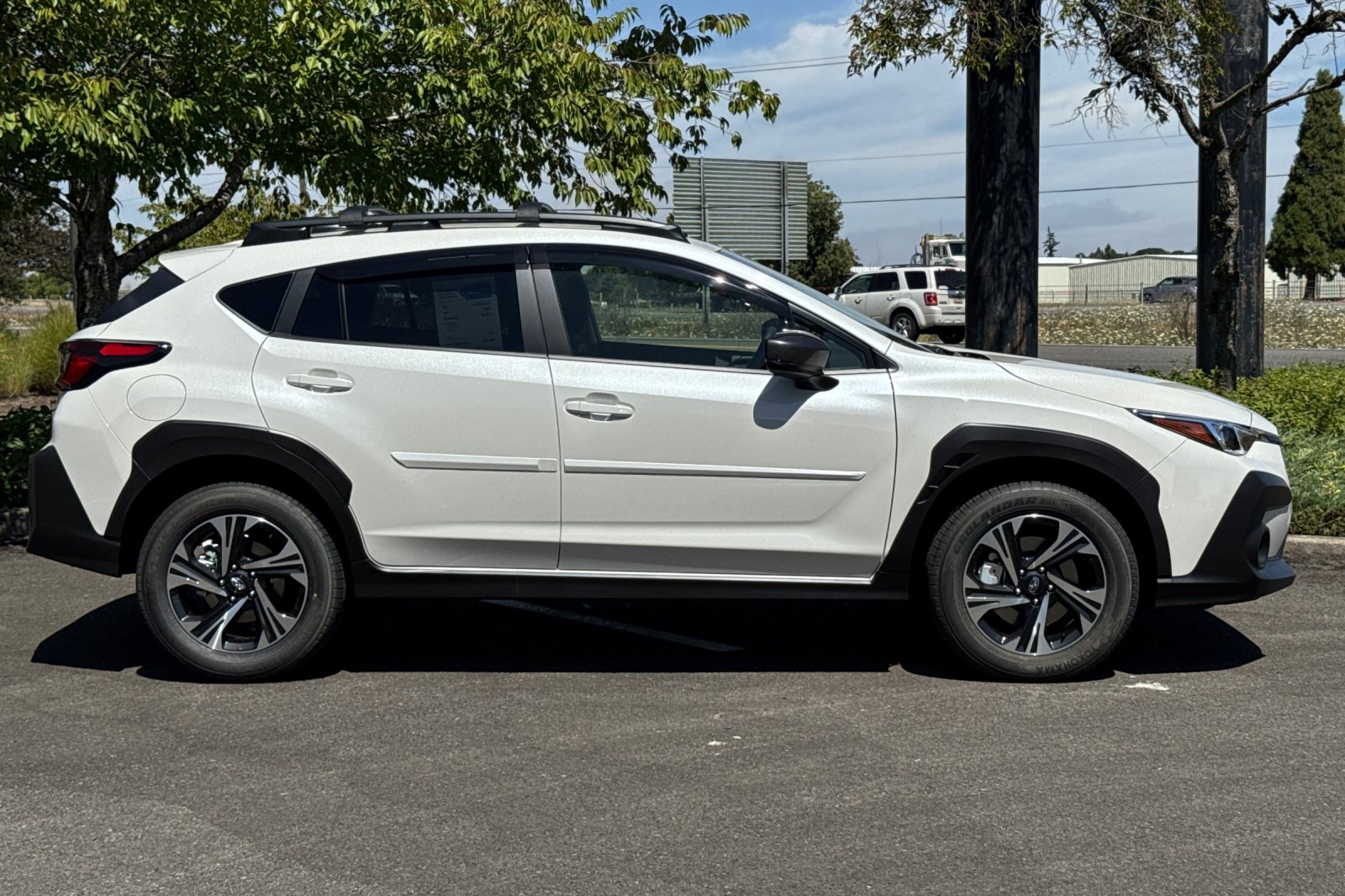 2025 Subaru Crosstrek Premium photo 3