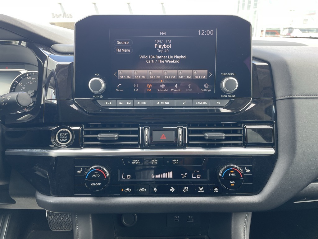 2024 Nissan Pathfinder SV photo 14