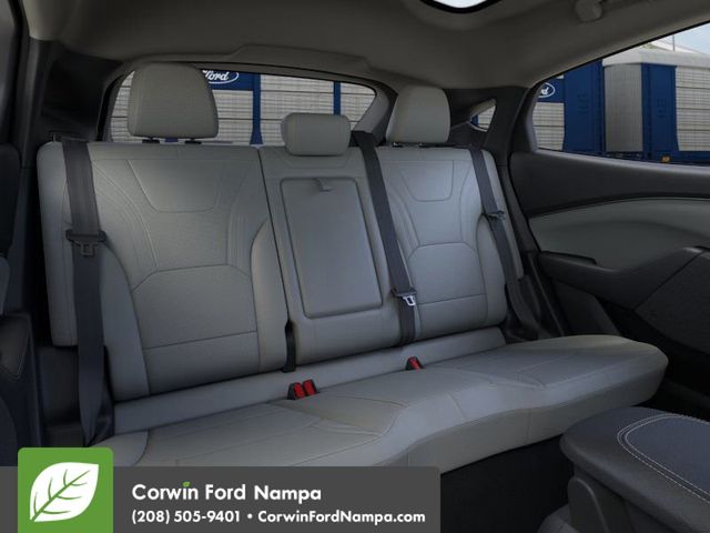 2025 Ford Mustang Mach-E Premium photo 5