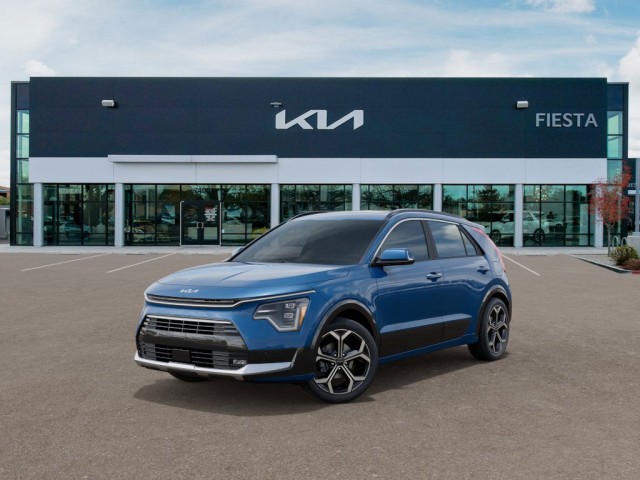 New 2025 Mineral Blue Kia SX image 1