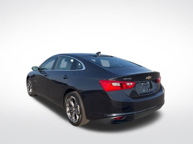 2023 Chevrolet Malibu 1LT photo 3