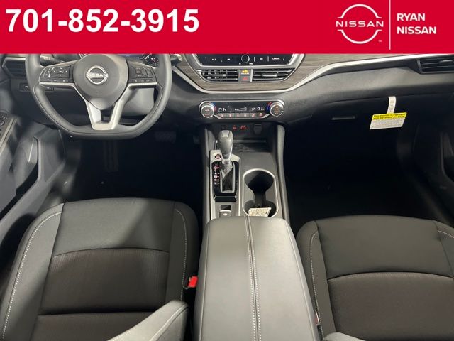 2025 Nissan Altima SV Special Edition photo 2