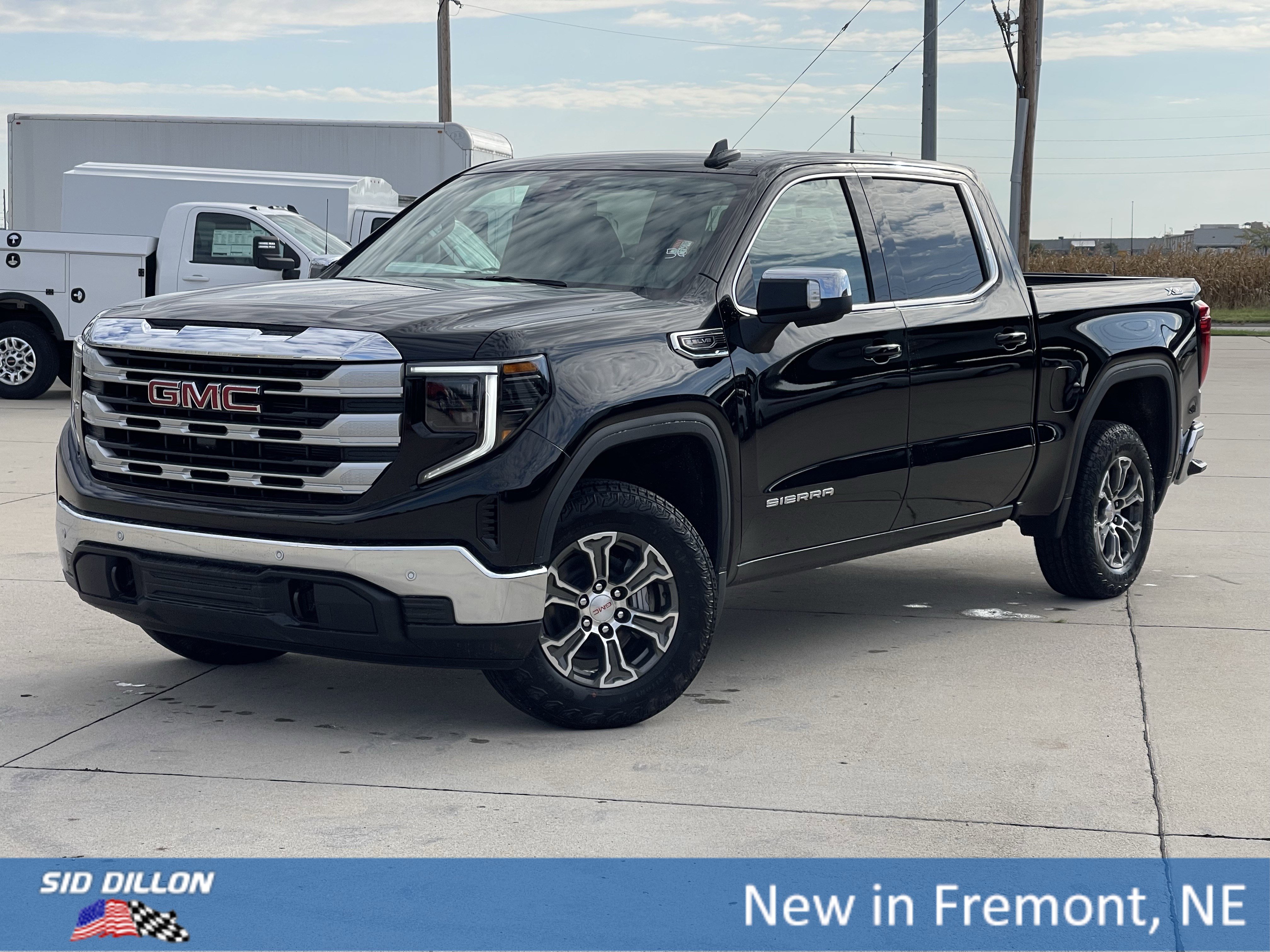 2026 GMC Sierra 1500 SLE's photo