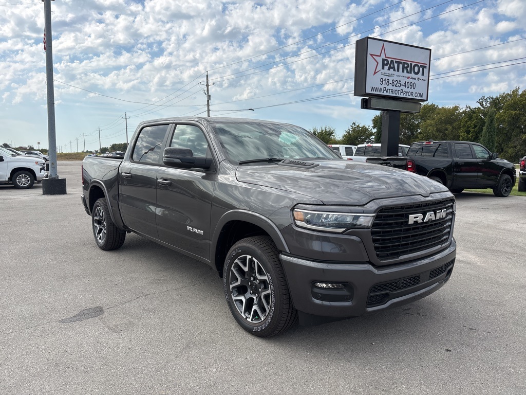 2026 RAM Ram 1500 Pickup Laramie's photo