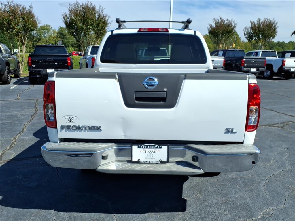 2012 Nissan Frontier SL photo 4