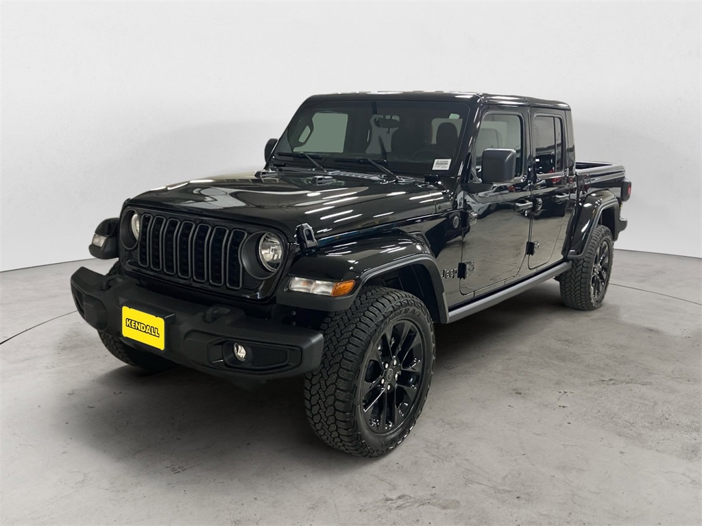 2025 Jeep Gladiator Nighthawk's photo