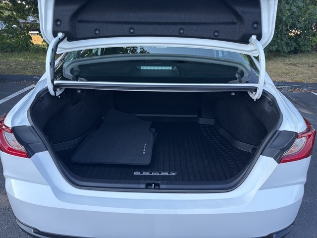 2025 Toyota Camry LE photo 10