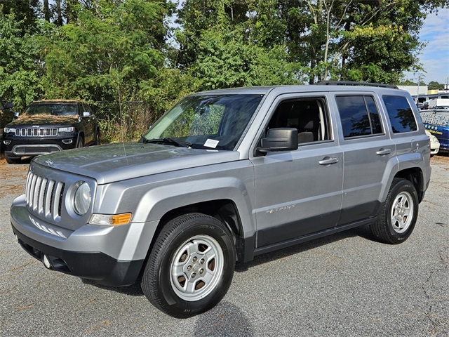 2016 Jeep Patriot Sport photo 2