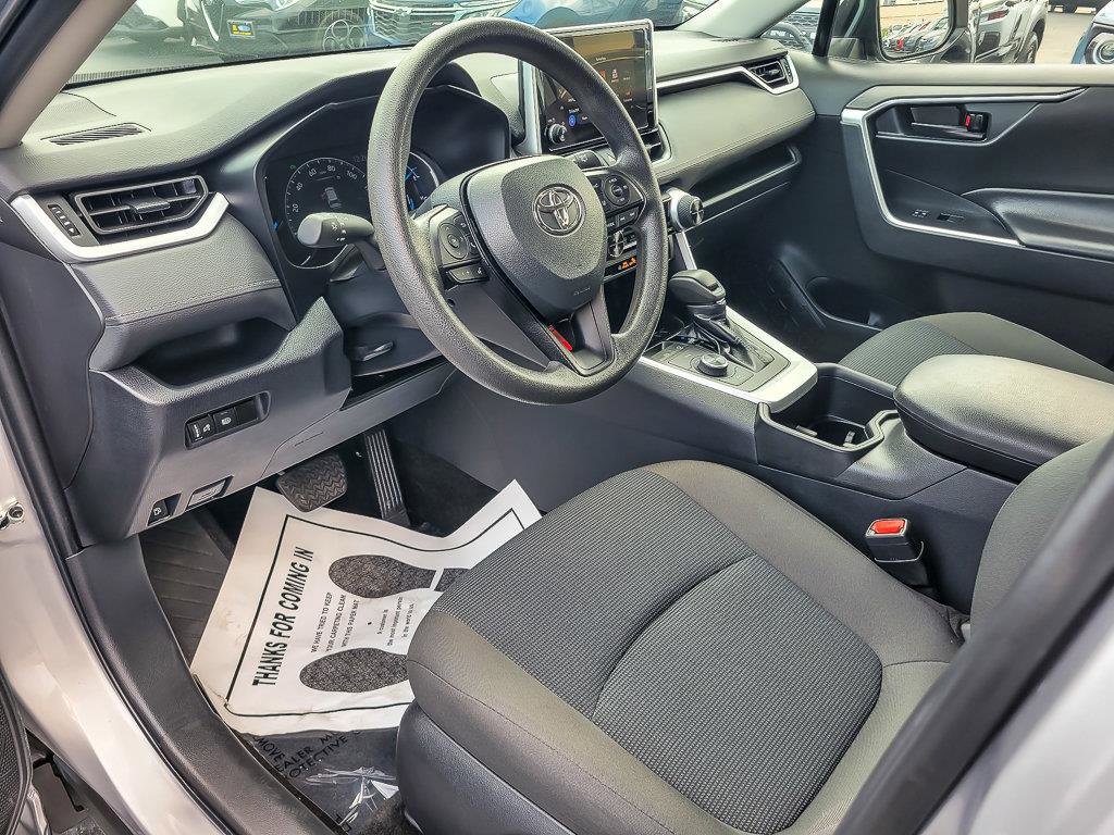 2024 TOYOTA RAV4 - Image 13