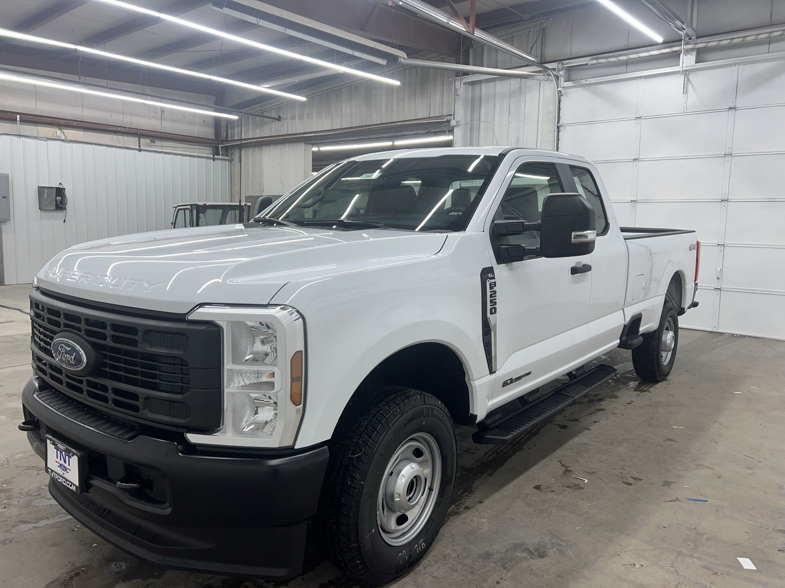 2025 Ford F-250 Super Duty XL's photo