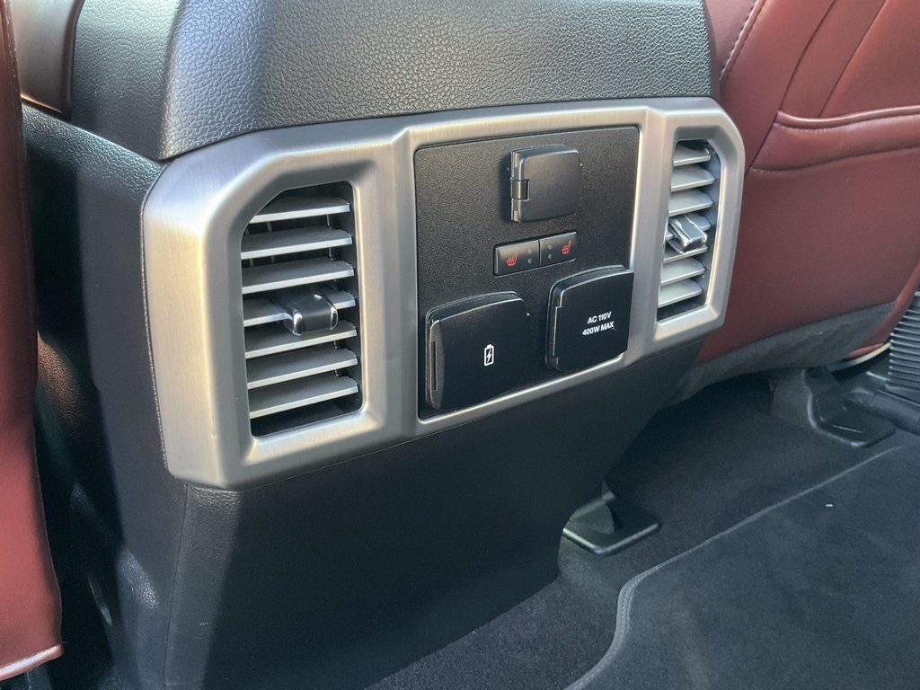 2018 Ford F-150 Platinum photo 18