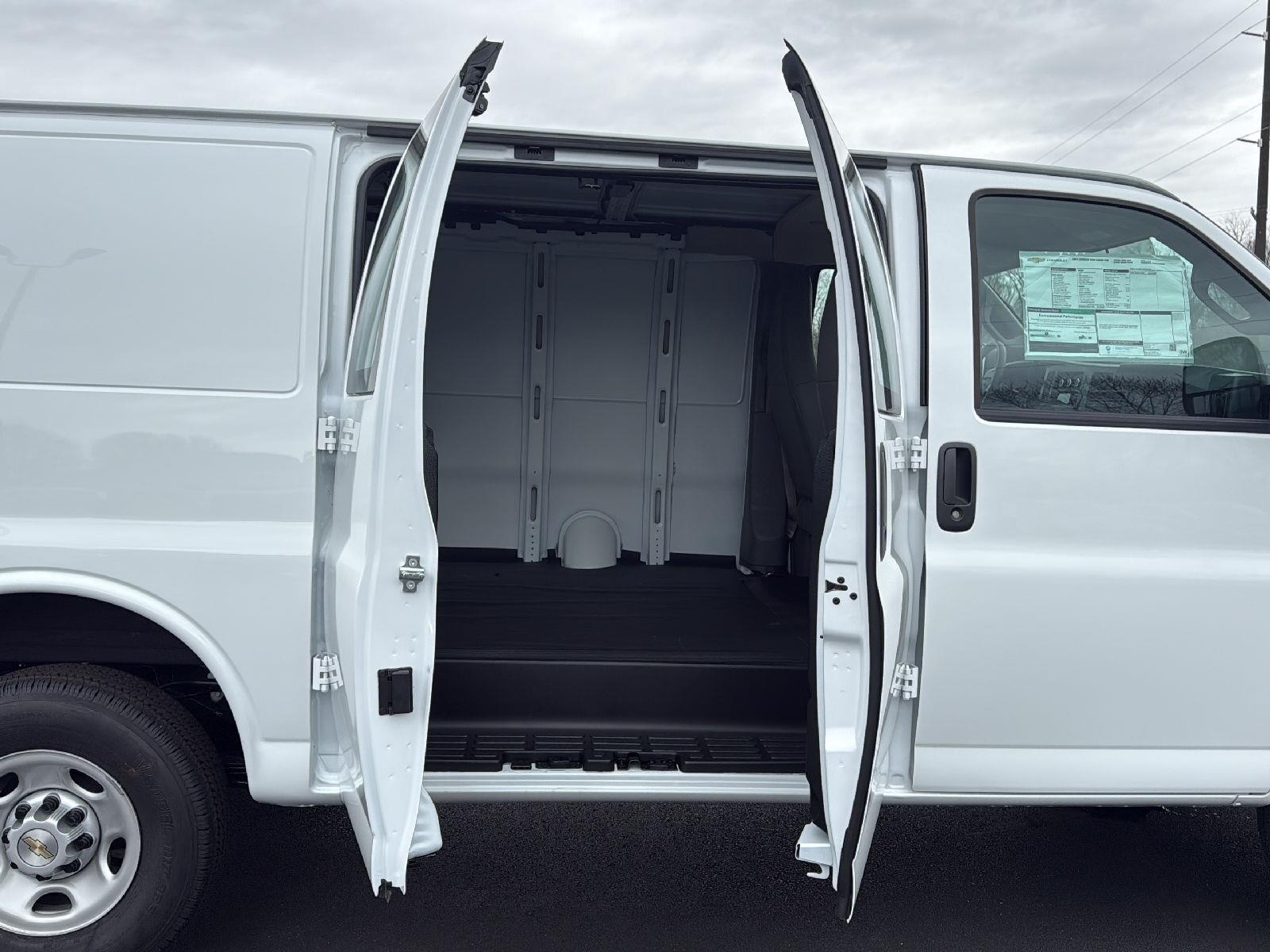 2024 Chevrolet Express Cargo Van 2500 photo 6