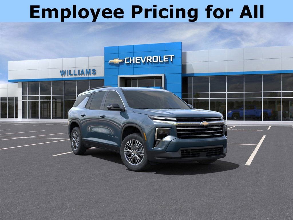 2025 Chevrolet Traverse LT's photo