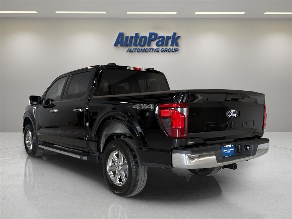 2025 Ford F-150 XLT photo 3
