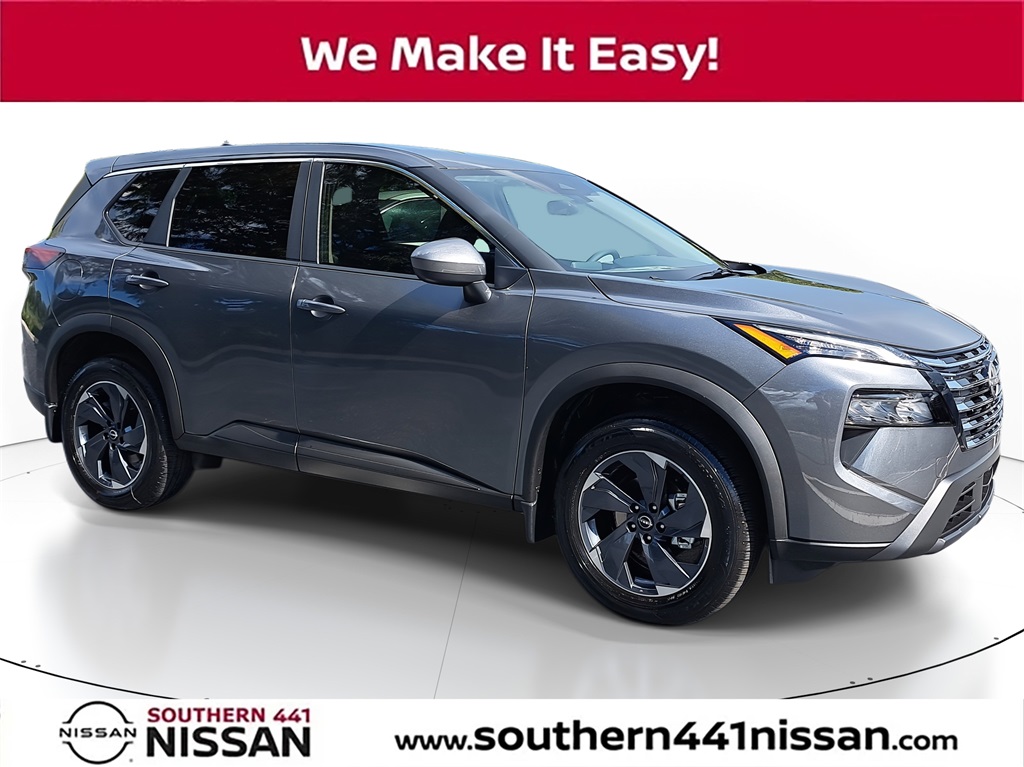 2026 Nissan Rogue SV's photo