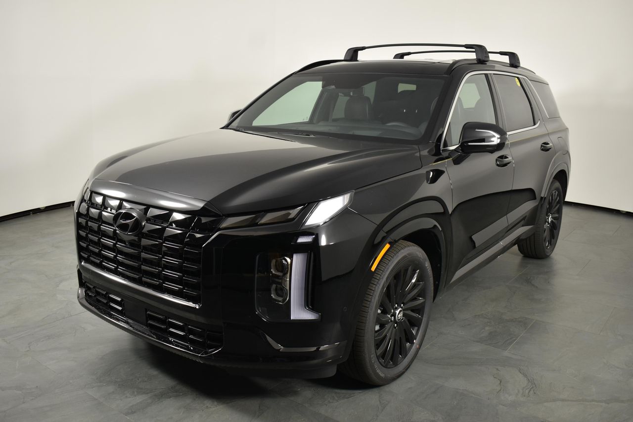 2025 Hyundai Palisade Calligraphy Night Edition's photo