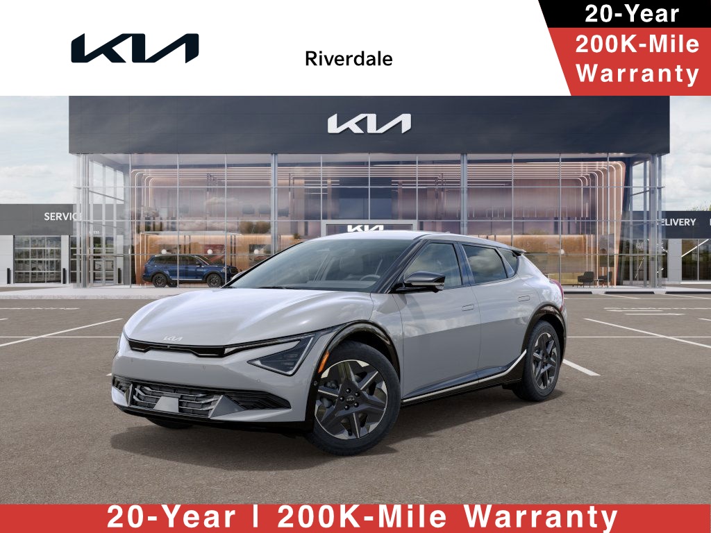 2025 Kia EV6 Light L/R's photo