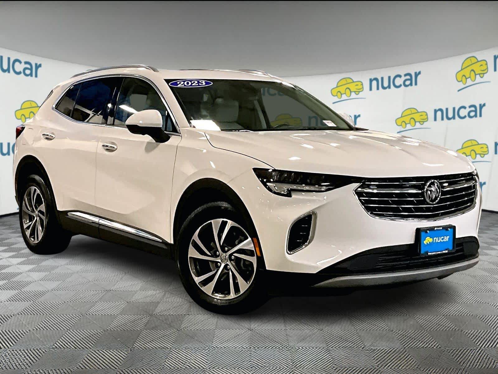 2023 Buick Envision Essence's photo