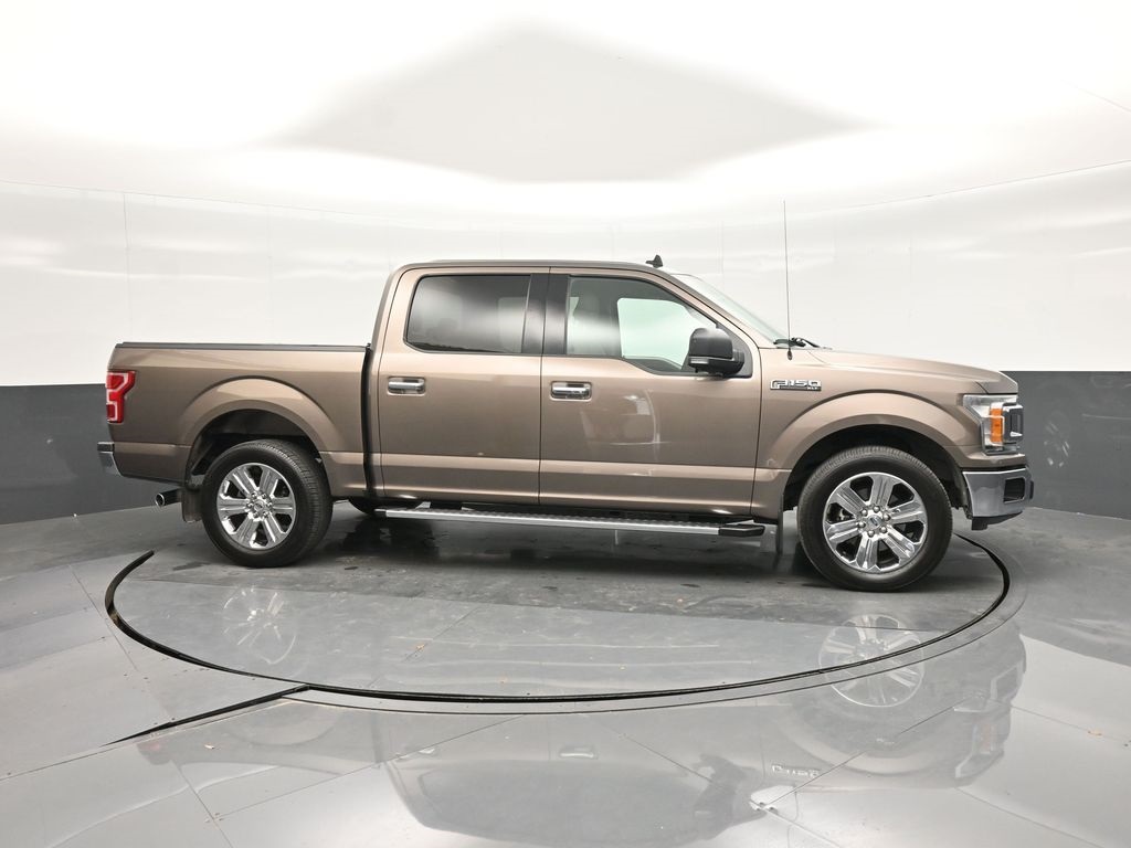 2019 Ford F-150 XLT photo 10