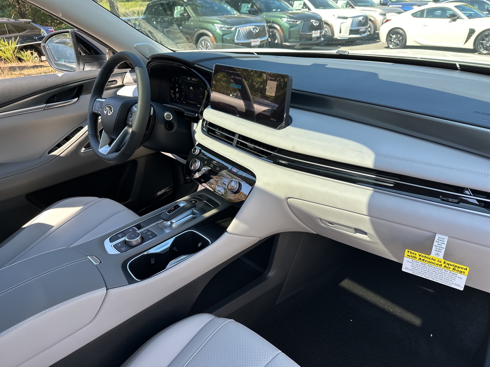 2026 Infiniti QX60 Luxe AWD photo 10