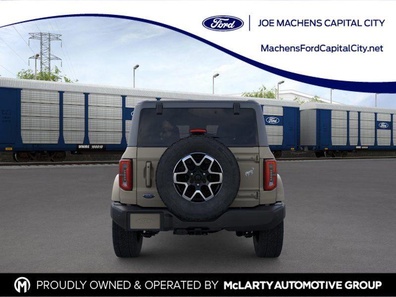 2025 Ford Bronco Outer Banks photo 3
