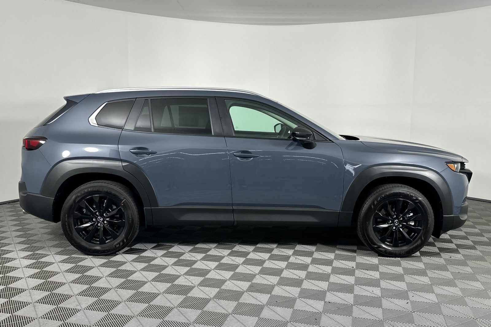 2025 Mazda CX-50 2.5 S Premium photo 3