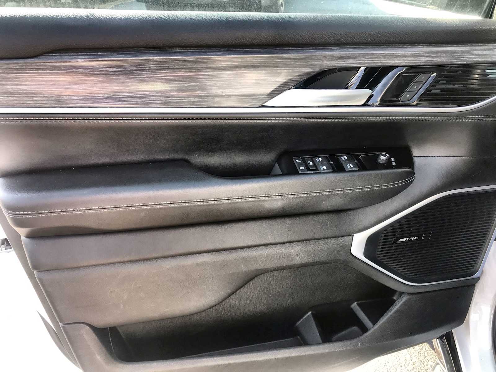 2023 Jeep Wagoneer Series II photo 13