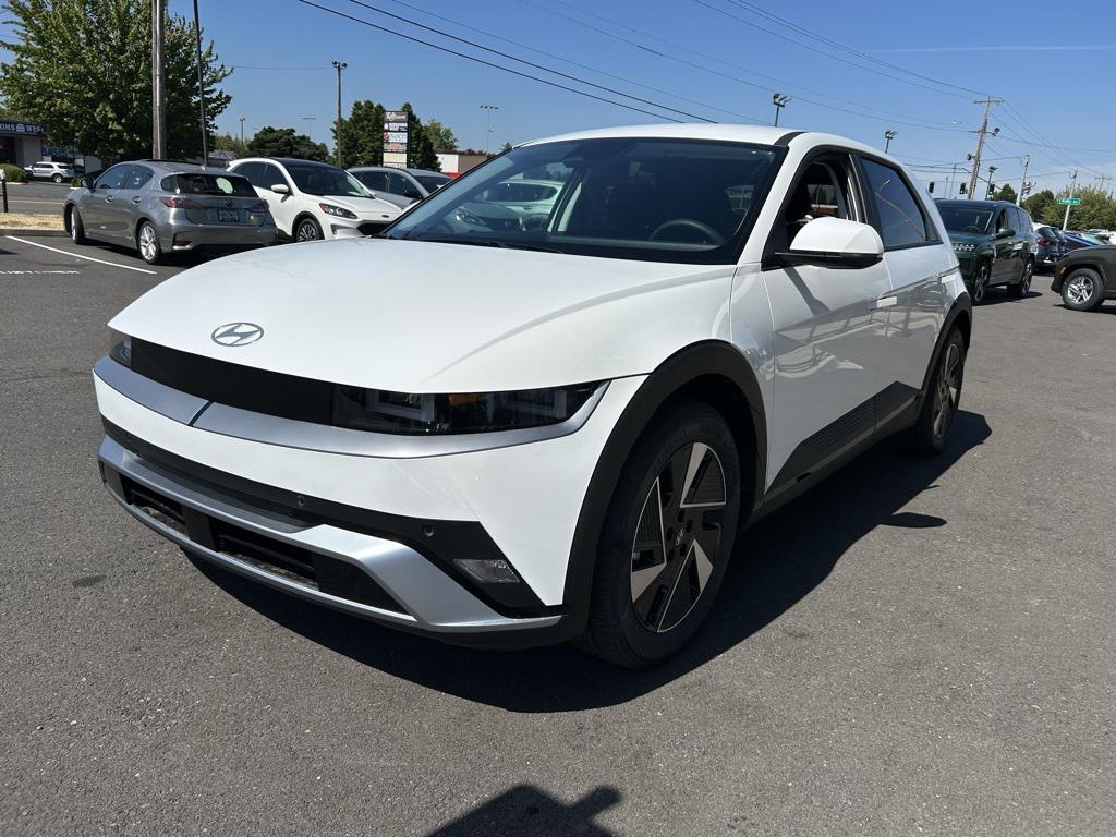2025 Hyundai Ioniq 5 SE photo 4