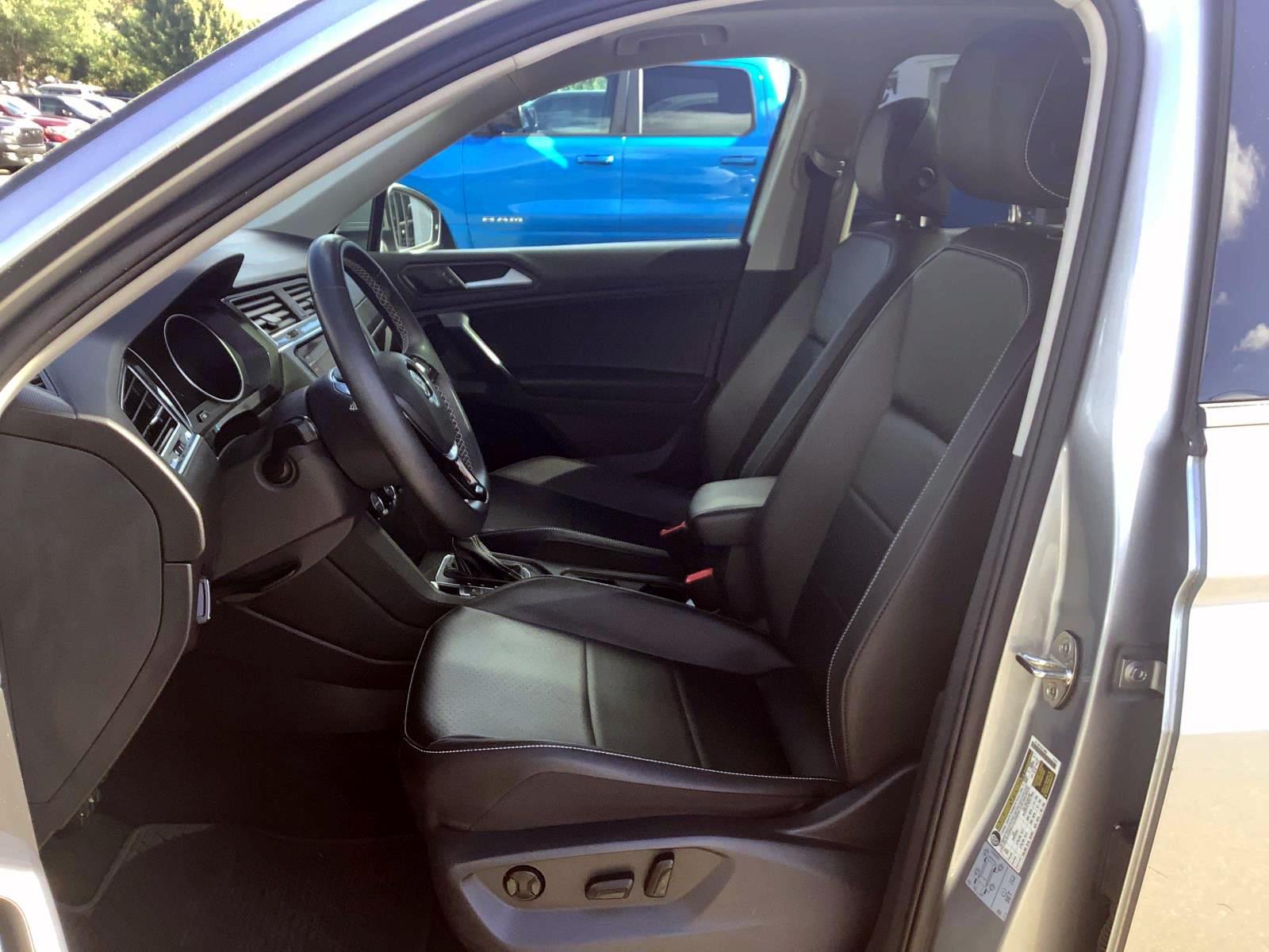 2021 Volkswagen Tiguan R-Line Black SEL photo 12
