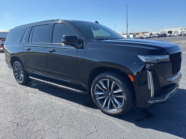 2021 Cadillac Escalade ESV Sport photo 3