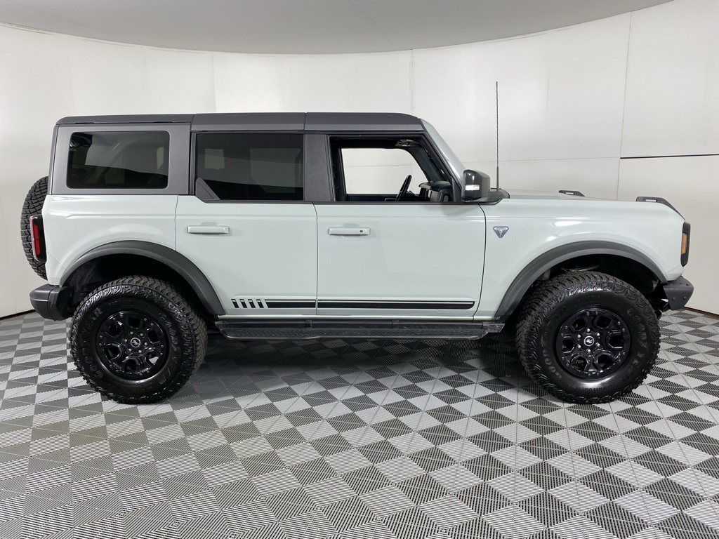 2021 Ford Bronco First Edition photo 10