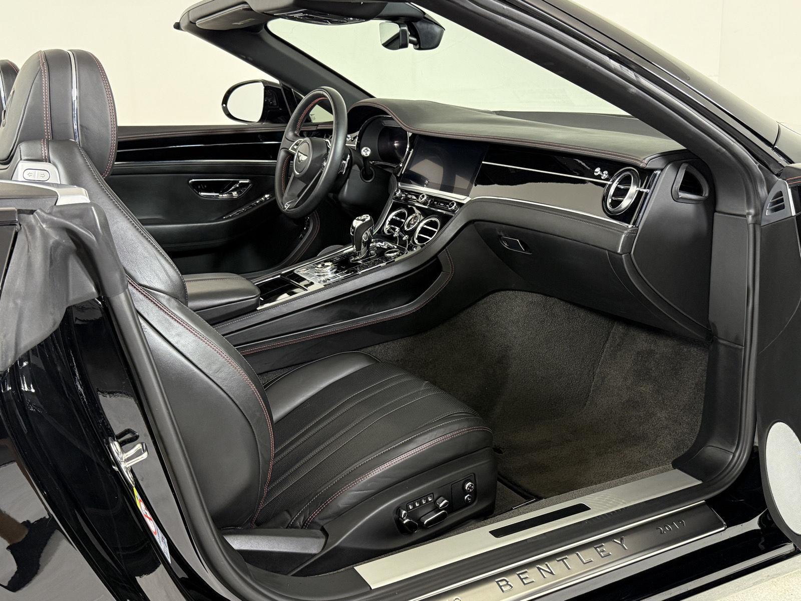 2020 Bentley Continental GT V8 photo 30