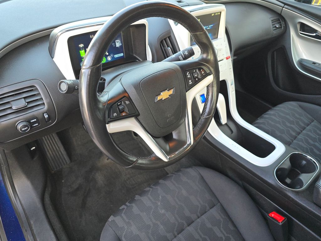 2013 Chevrolet Volt Base photo 27