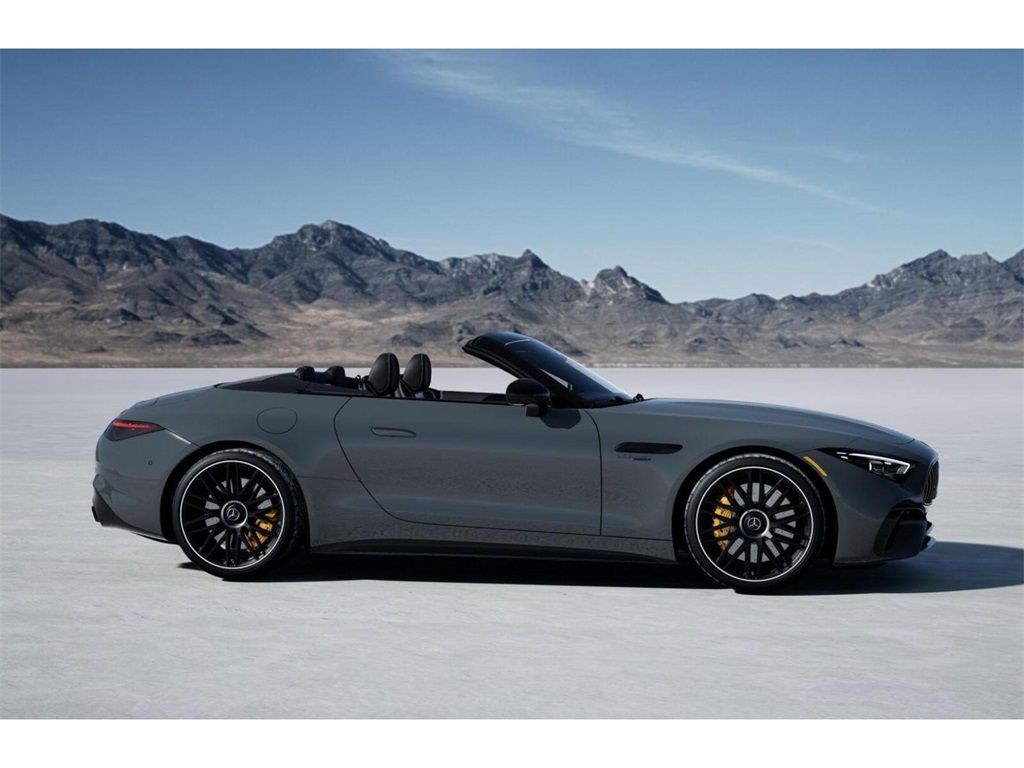 2025 Mercedes Benz SL AMG 63 photo 15