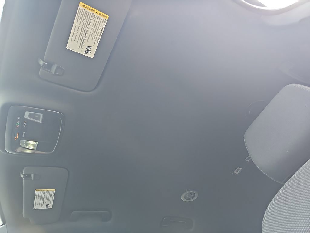 2023 Chevrolet Traverse Cloth photo 30