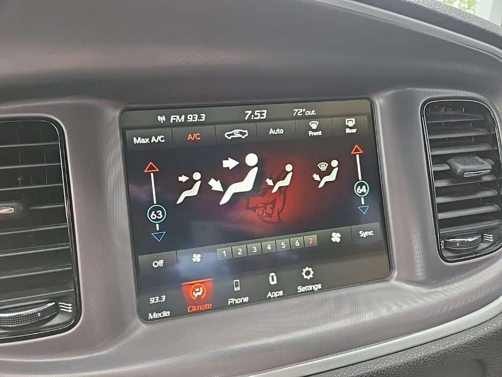 2022 Dodge Charger SXT photo 47