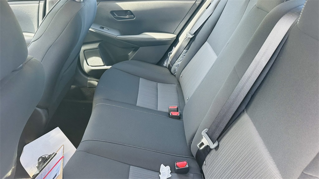 2025 Nissan Sentra SV photo 26