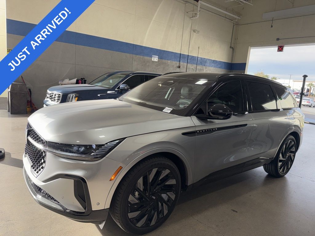 2024 Lincoln Nautilus Reserve's photo