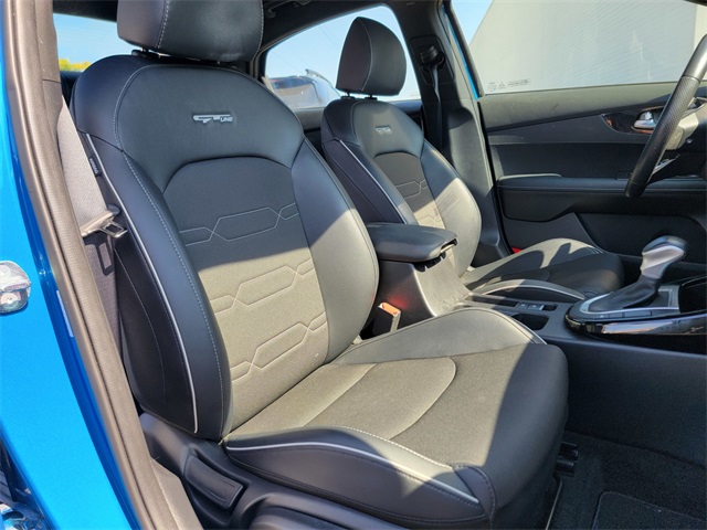 2024 Kia Forte GT-Line photo 18
