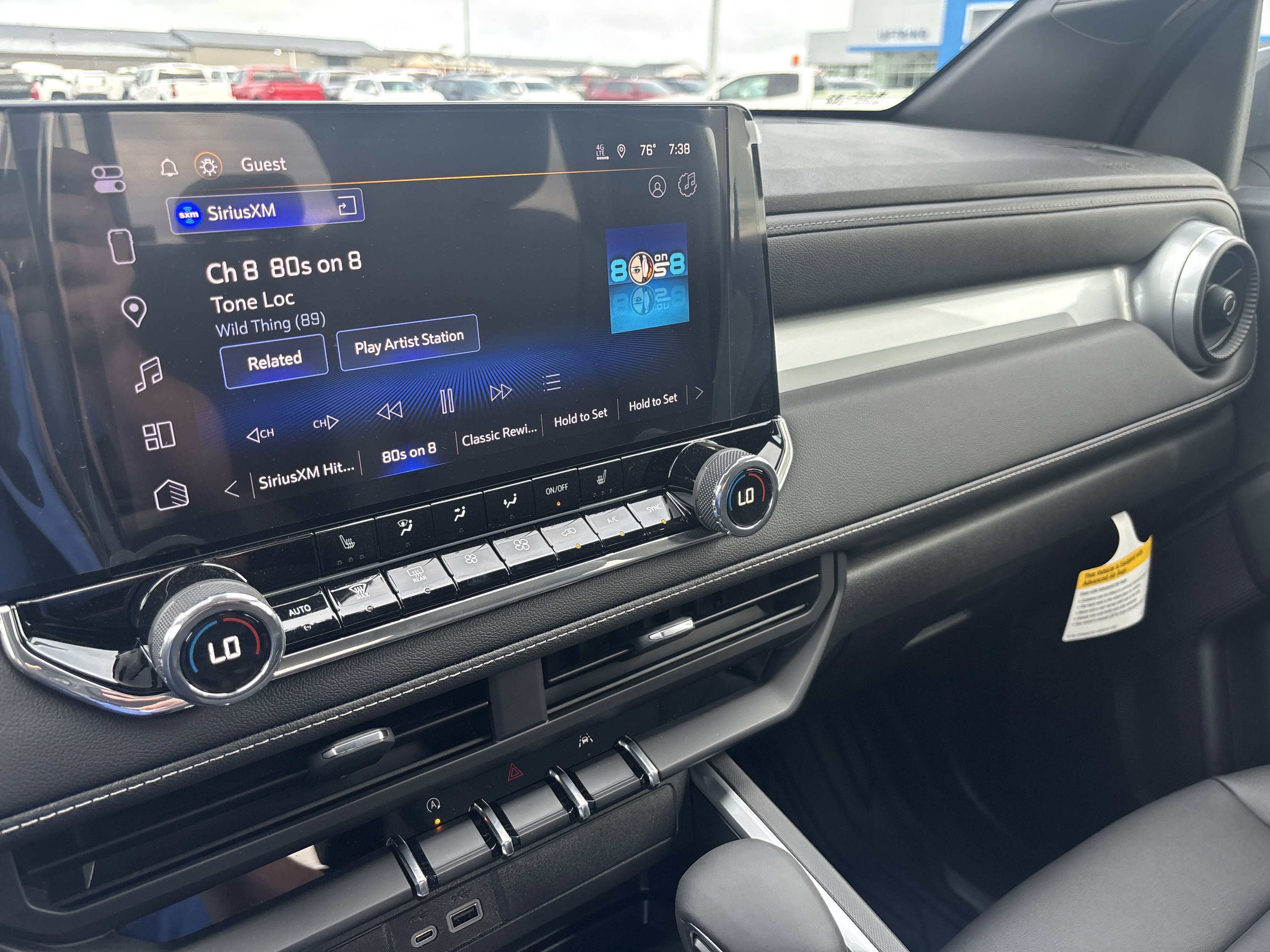 2025 Chevrolet Colorado Work Truck LT photo 14