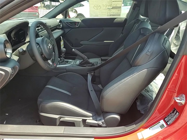 2025 Toyota GR86 Premium photo 11