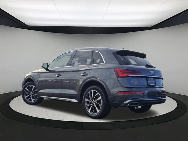2022 Audi Q5 S line Premium Plus photo 2