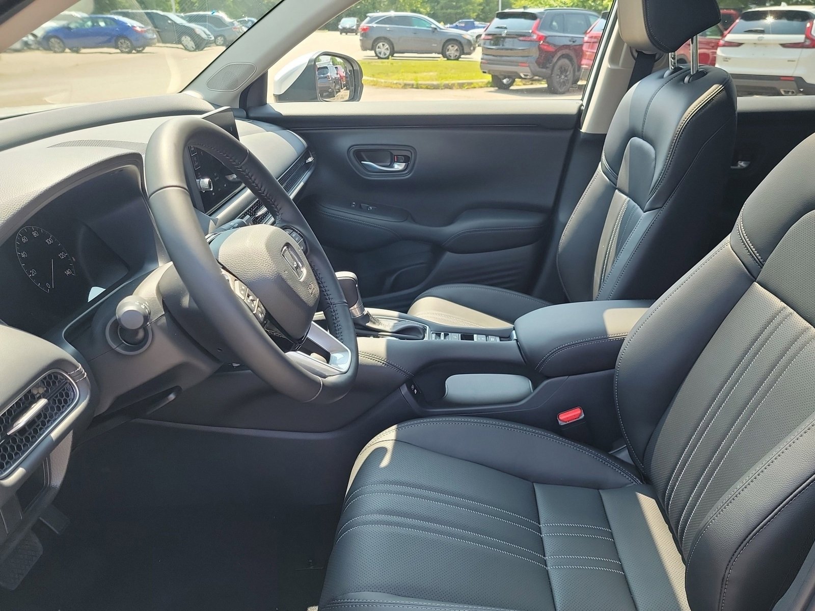 2026 Honda HR-V EX-L photo 4